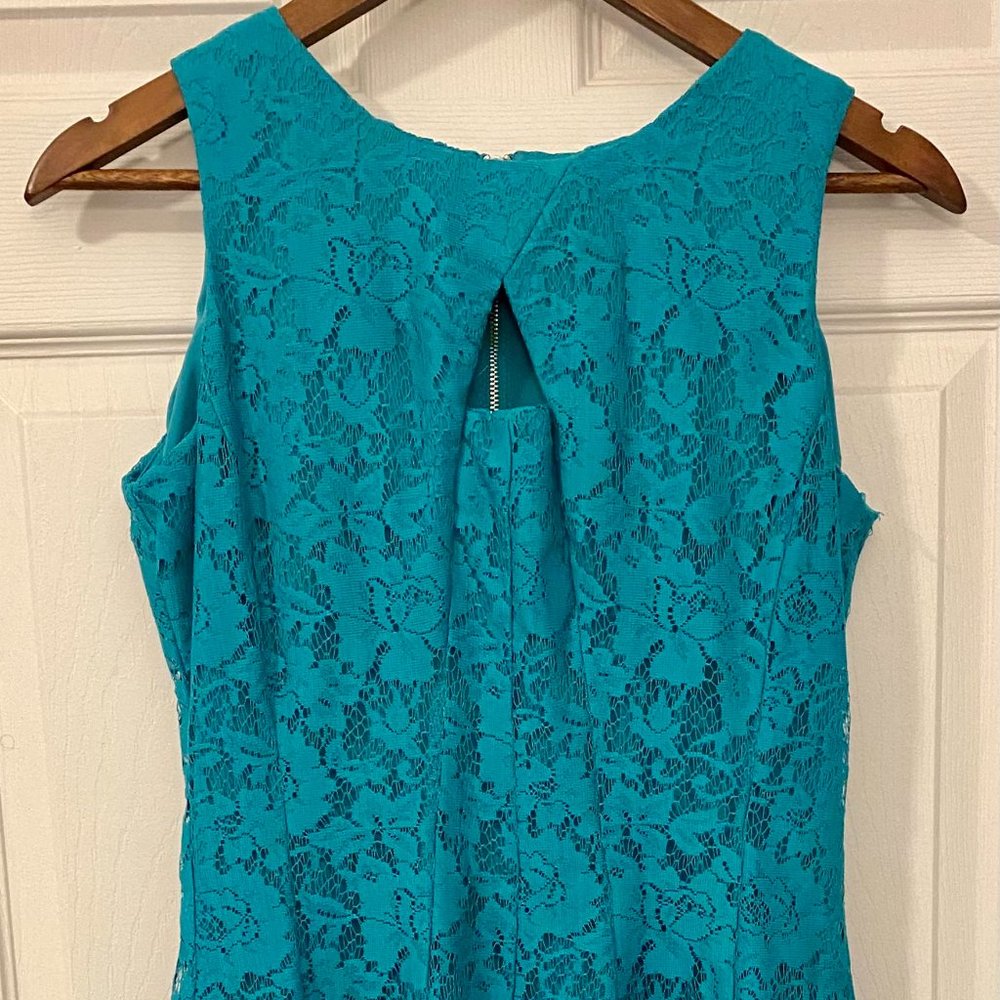 Danny and Nicole Lace Dress Size 6